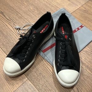 🔹PRADA Black & White sneakers